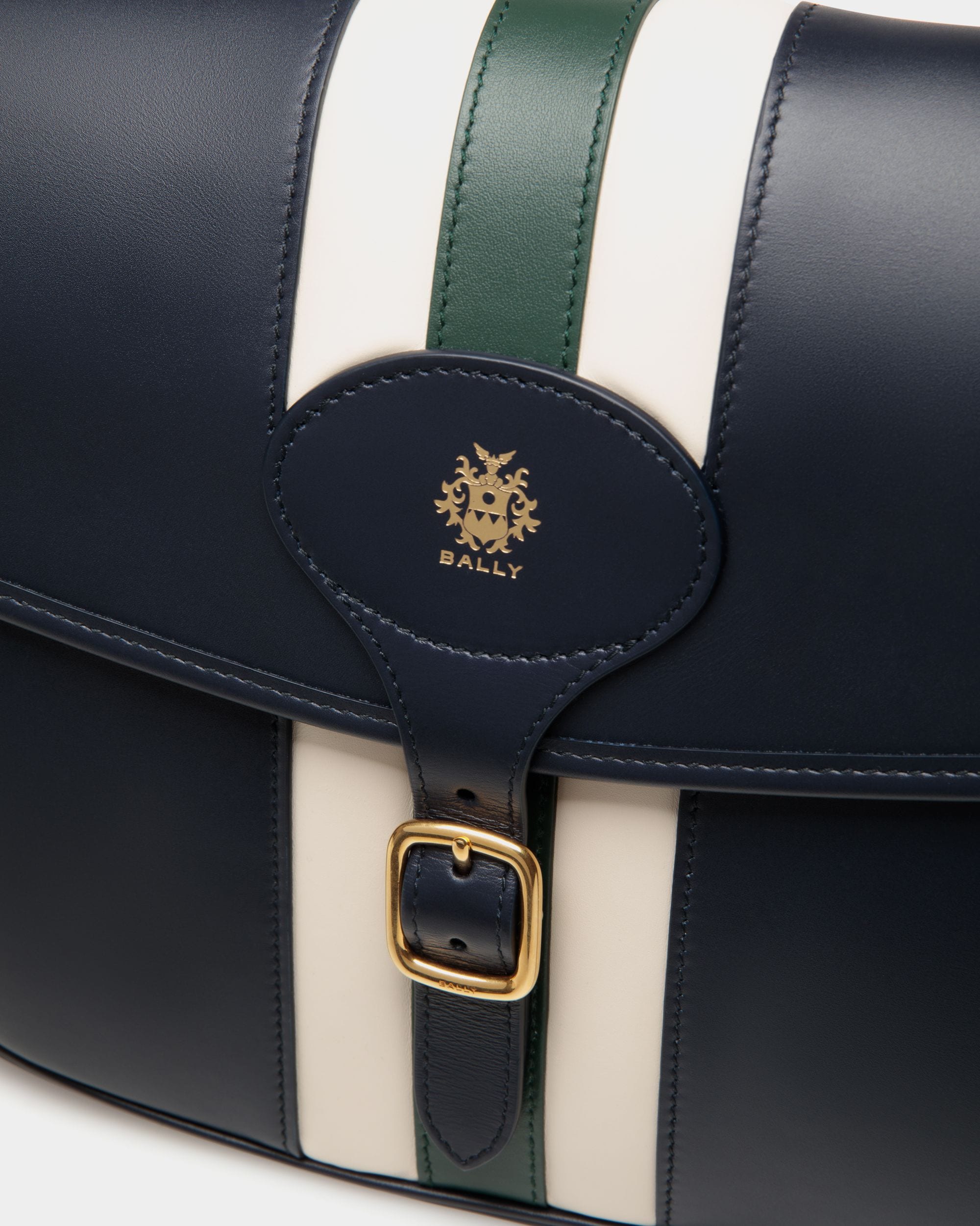 Bally By YK Jeong Umhängetasche Aus Leder In Navy Blue - Herren - Bally - 04