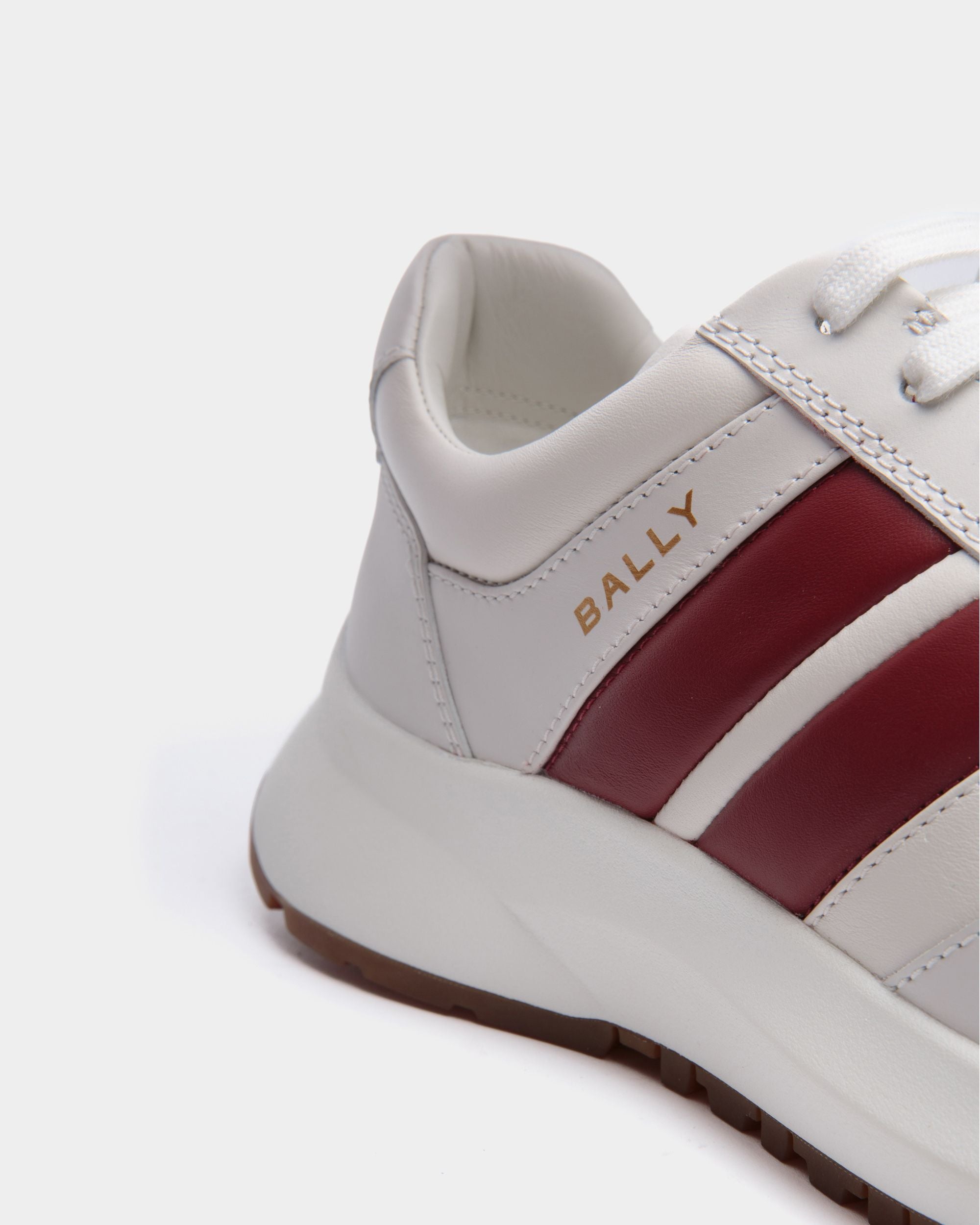 Outline Sneaker In White Leather - Men's - Bally - 06