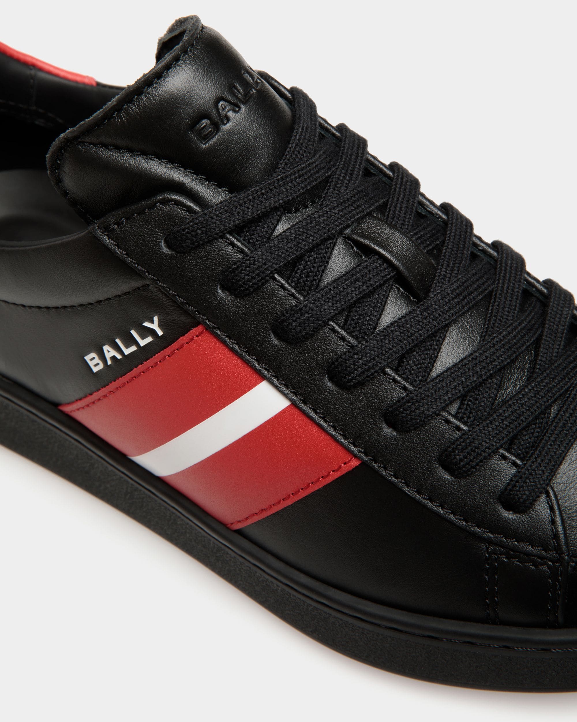 Tennis Sneakers Aus Leder In Schwarz Und Candy Red - Herren - Bally - 05