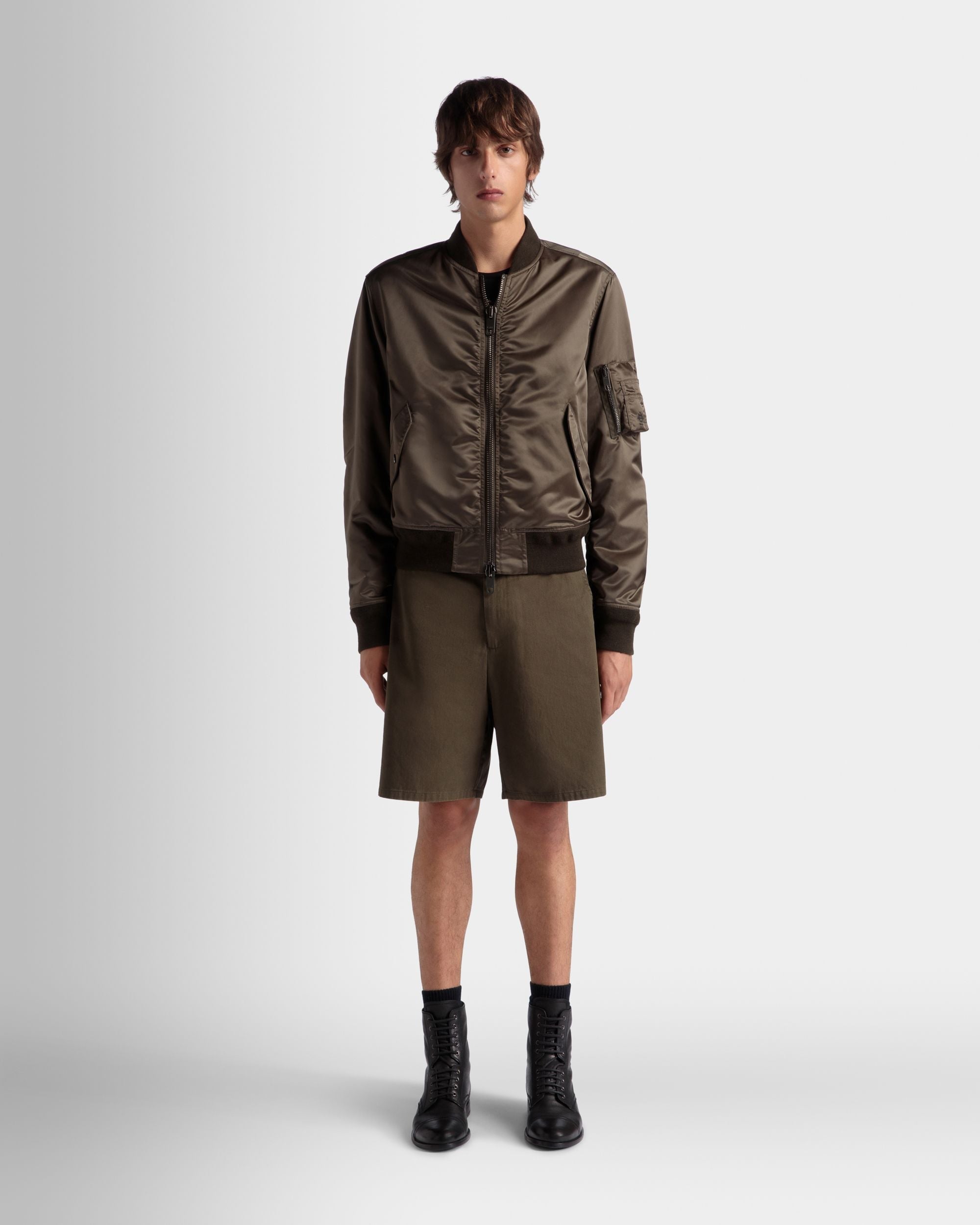 Shorts Aus Baumwolle In Military Green Aus Der Adrien Brody Travel-Kollektion - Herren - Bally - 02