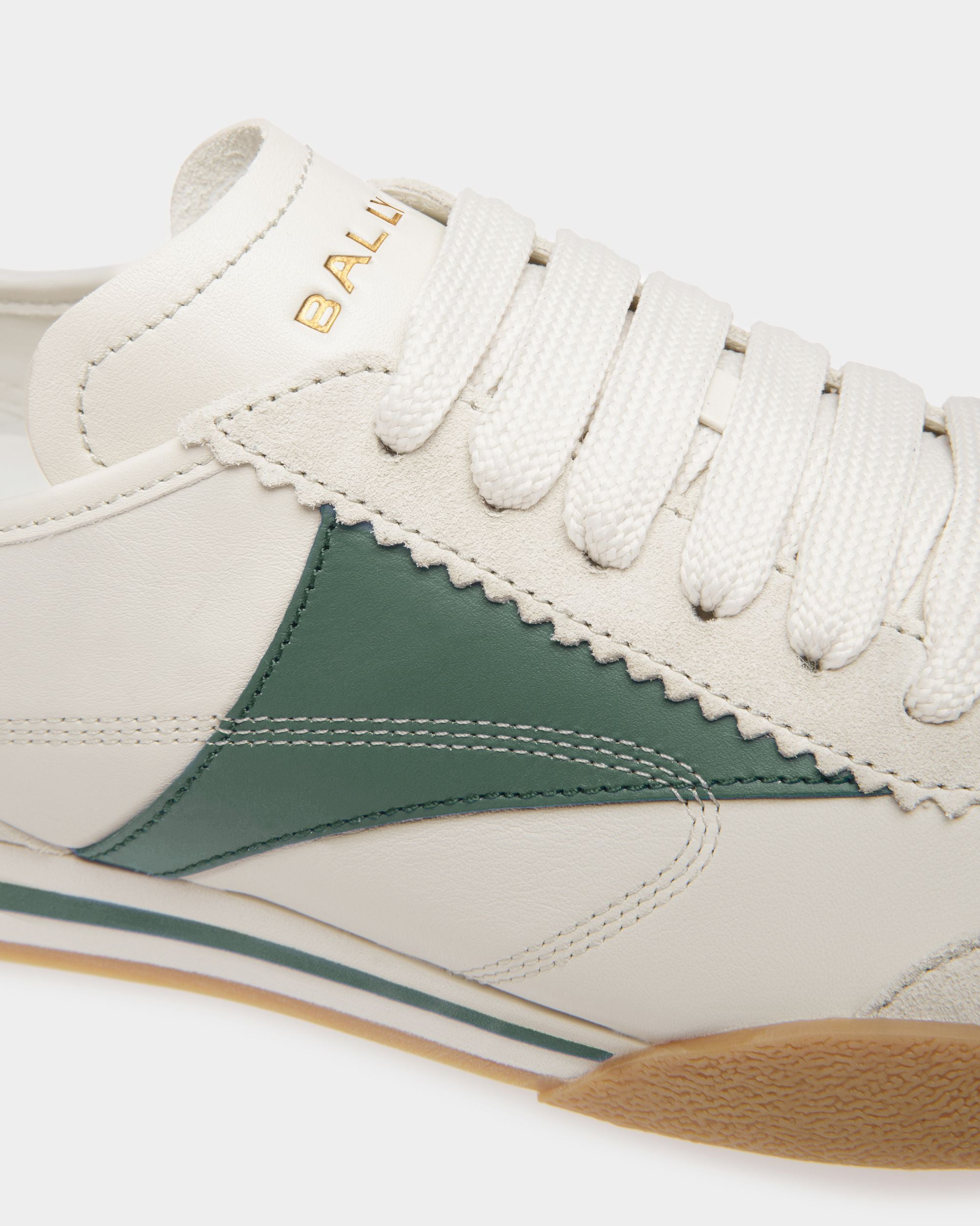 Sneakers Sussex En cuir blanc poussière et vert - Femme - Bally - 05